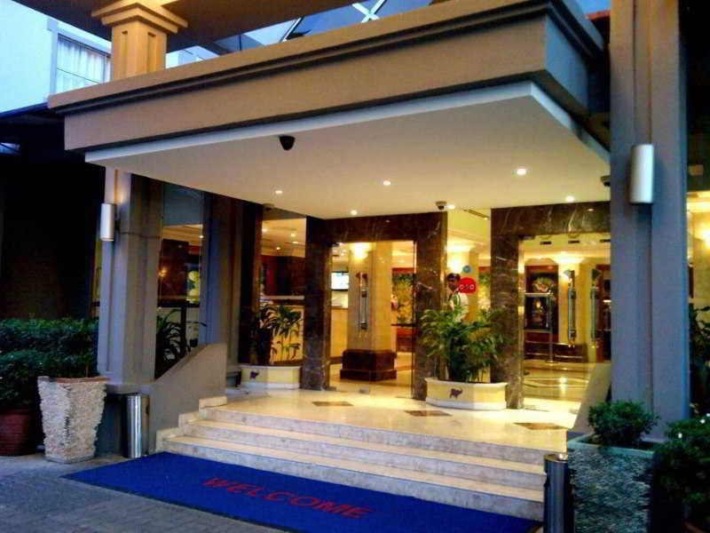 Kuala Lumpur International Hotel מראה חיצוני תמונה
