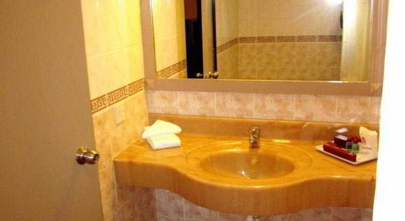 Kuala Lumpur International Hotel מראה חיצוני תמונה